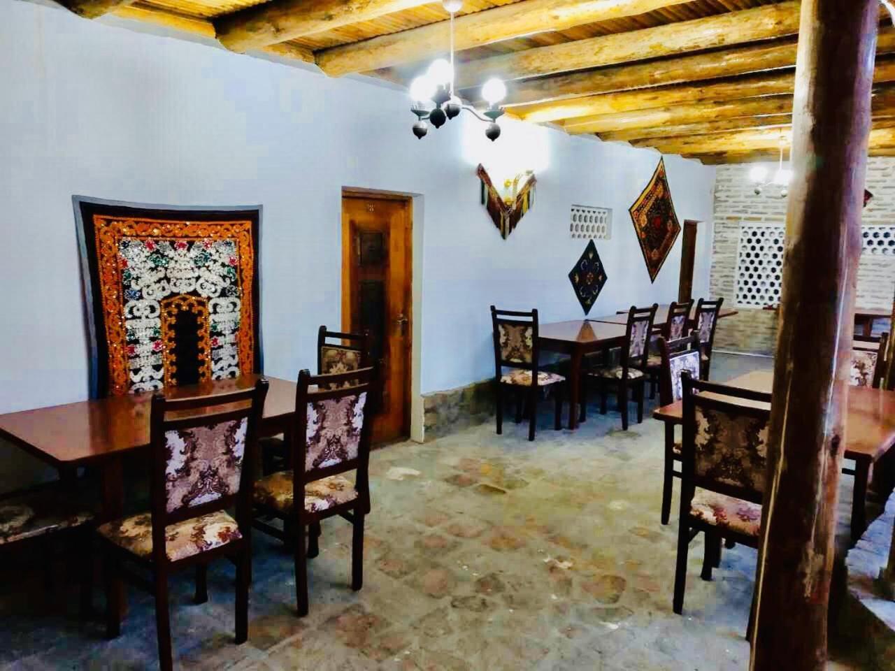 Ohun Caravan Sarai 18Th Century Old Hause Historical Unesco Heritage List 1 Minutes To Bukhara Old Town Square Est-Since 1826 For Walk In Guest Parking, Cozy Room, Best Location And Strong Wifi Exterior photo
