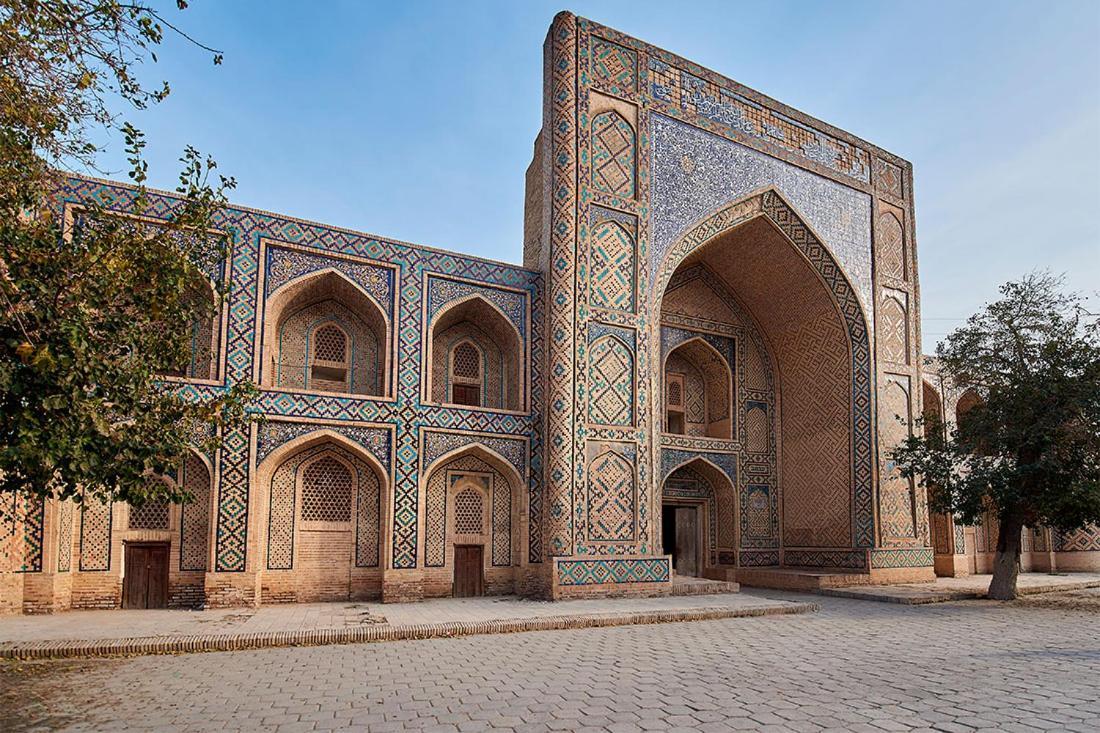 Ohun Caravan Sarai 18Th Century Old Hause Historical Unesco Heritage List 1 Minutes To Bukhara Old Town Square Est-Since 1826 For Walk In Guest Parking, Cozy Room, Best Location And Strong Wifi Exterior photo
